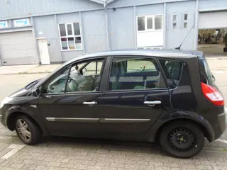 Renault Megane Scenic 1.6 16V 2004 Onderdelen en Plaatwerk