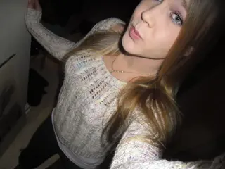 Lyanne, Shemale, 21, Opzoek naar een Sexpartner!