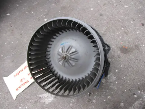 Daewoo Tacuma 1.8 2001 Kachelmotor Sloopauto inkoop Den Haag