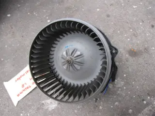 Daewoo Tacuma 1.8 2001 Kachelmotor Sloopauto inkoop Den Haag