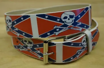 Biker riem " Doodskoppen met rebel vlag " Rood, wit, blauw