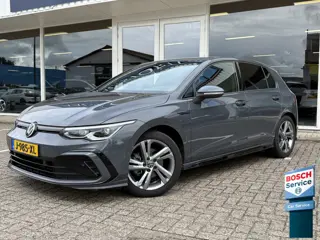 Volkswagen Golf 1.5 eTSI 150pk R-Line | LED | Adapt. Cruise | Apple Carplay | Sportstoelen | PDC V+A