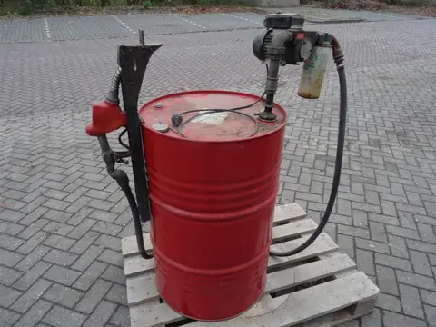 TANK MET ELECTR.POMP