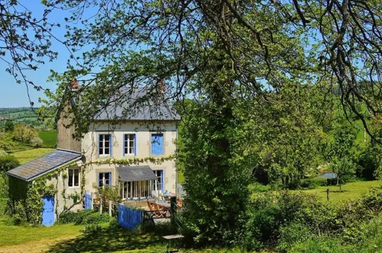 Landhuisje Chez L'Arbre Auvergne