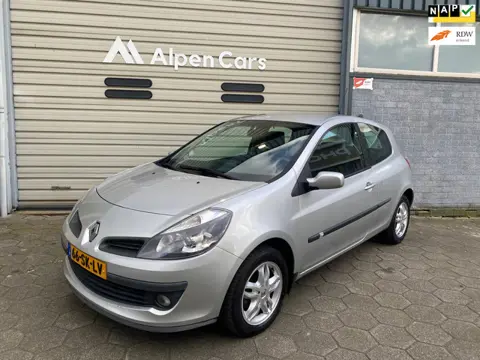 Renault Clio 1.2-16V Team Spirit Airco / NAP / APK 10-2025
