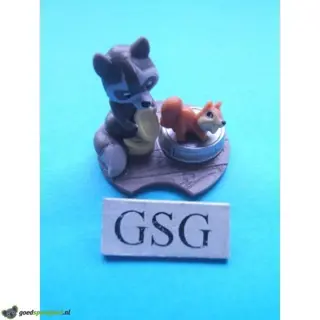 Wasbeer en eekhoorn nr. 50450-02