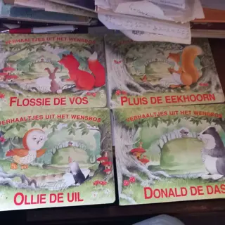 Jason Hook – Verhaaltjes uit het wensbos – donald de das – ollie de uil – pluis de eekhoorn – flossi