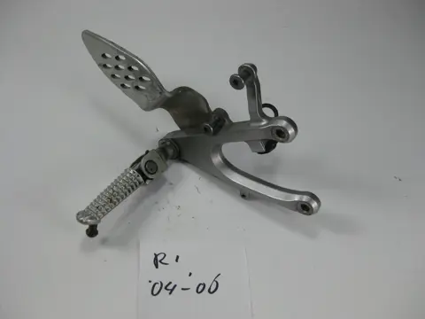 RECHTER SCHETSPLAAT Yamaha YZF R1 2004 - 2006