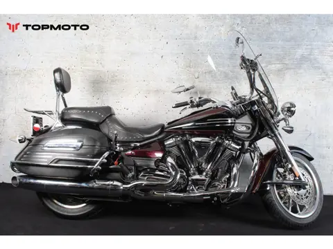 Yamaha XV 1900 A Midnight Star FL (bj 2006)