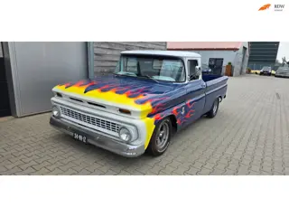 Chevrolet APACHE