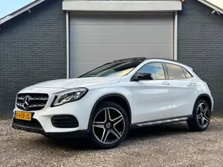 Mercedes-Benz GLA-klasse 200 AMG-line Panoramadak