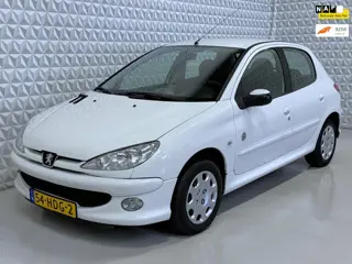 Peugeot 206 1.4 Génération 5drs Airco Cruise / APK 02-2027 (2008)