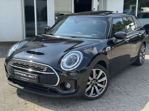 MINI Clubman 2.0 Cooper S ALL4 Yours, adaptieve cruise control, Head-up, panoramadak,Leder, Camera.