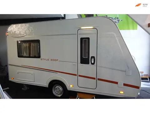 LMC Munsterland Style 400 F 2022 HEFBED/DINETTE TOP TOP