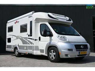 Carthago Chic C-Line 4.3 T |Efoy|Cassetteluifel|Enk. bedden