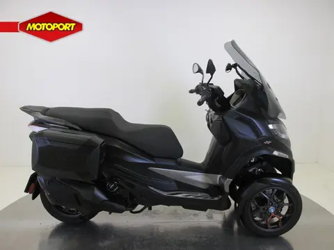 Piaggio MP3 530 EXCLUSIVE (bj 2024)