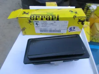 Ashtray for tunnel Ferrari Mondial t and 3.0/3.2 Qv