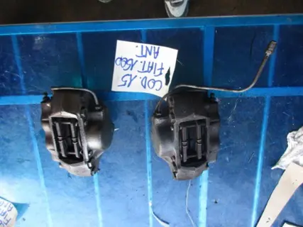 Front brake calipers Fiat 1500