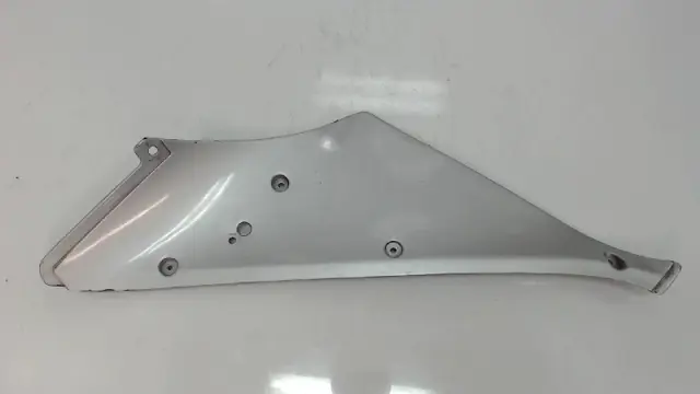 RECHTER ACHTERKANT Yamaha YZF R1 2000 - 2001