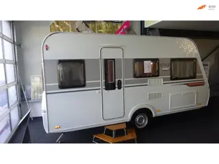 LMC Munsterland Style 420 F 2019 VASTBED TREINZIT 1018 kg