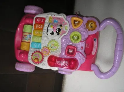 Vtech Babywalker - wieltjes zijn in 2 standen te zetten