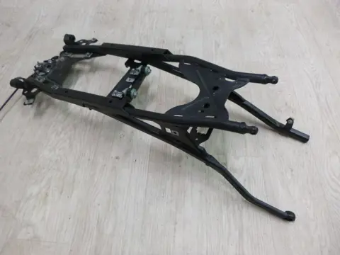 ACHTER SUBFRAME Aprilia Shiver 750 2008 - 2010