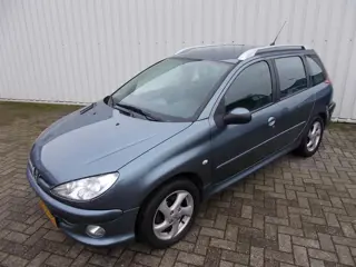 Peugeot 206 SW 1.6-16V Air-line 3 ( APK KEURING BIJ AFLEVERING! )