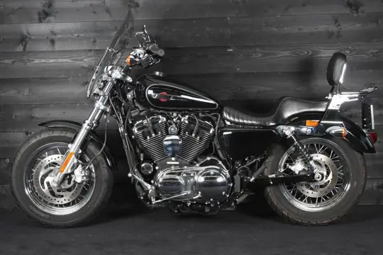 Harley-Davidson XL 1200 Custom (2014)