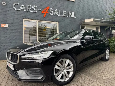 VOLVO V60 2.0 D3 Momentum Pro + Camera + 1/2 leder + Navi - 2020 - 96 dkm Uniek!