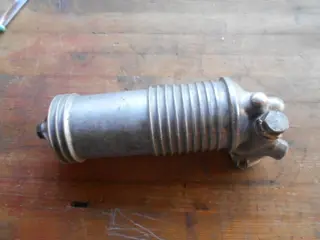 Oil filter with support for Maserati 3500 and Mistral