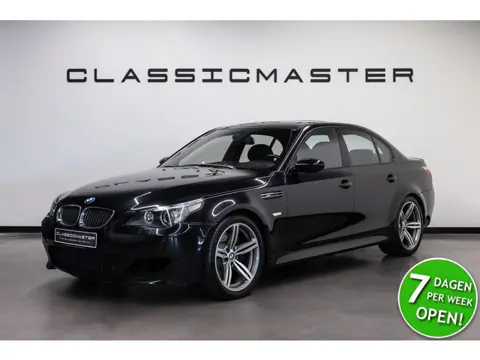 BMW 5 Serie M5 Btw auto, Fiscale waarde € 12.000,- (€ 43.760,33 Ex B.T.W) DEALER AUTO Dealer auto