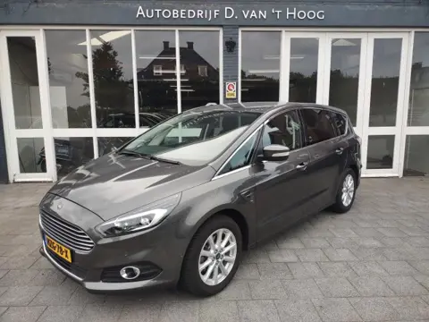 FORD S-MAX TITANIUM 