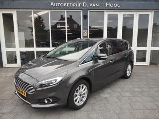 FORD S-MAX TITANIUM 