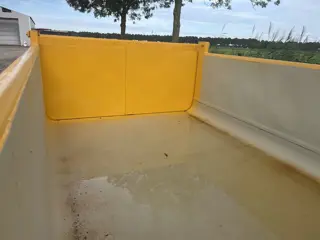 nieuwe afzetcontainers