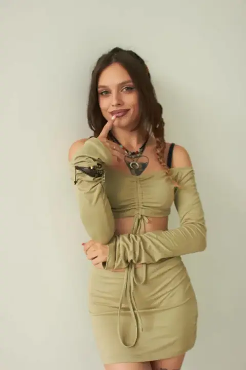 1 op 1 videobellen Amsterdam? PrettyEllie, 22 jaar!