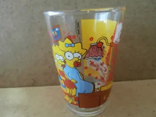 Simpsons glas 3 adv7377