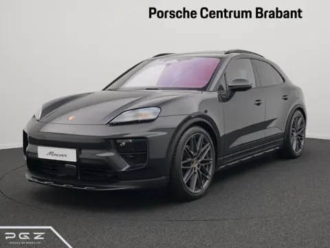 Porsche Macan 4