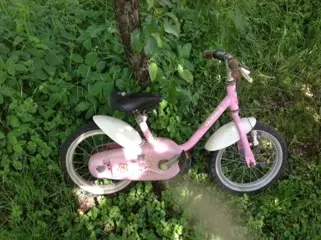 Kinderfietsje met zijwieltjes