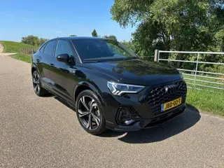 Audi Q3 Sportback 45 TFSI e S Edition Matrix Sfeer Black BTW