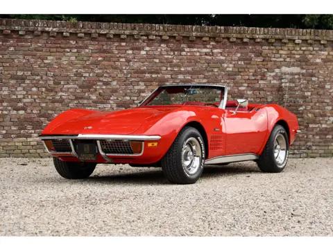 Chevrolet Corvette C3 Convertible "Restored condition" Executed in "Monza (Rally) Red" over a red in