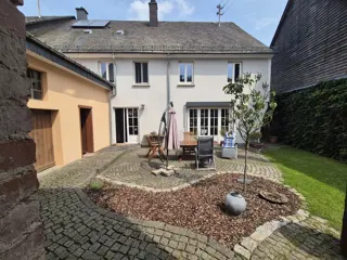 D837 Prachtige woonboerderij gelegen in het mooie centrum van Morbach Rheinland Pfalz Duitsland