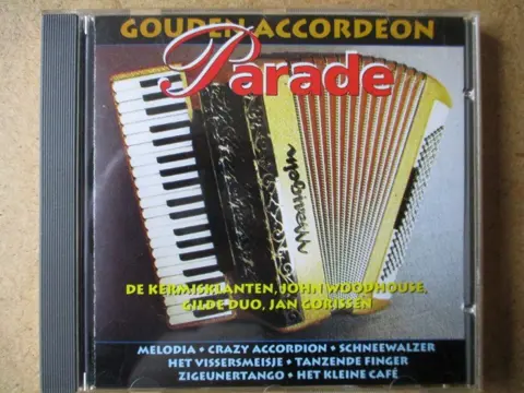 Gouden accordeon parade adv8325