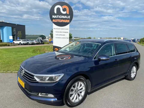 Volkswagen Passat Variant 2015 * 1.6 TDI Comfortline * LED * PANORAMADAK * LMV * NAVI *