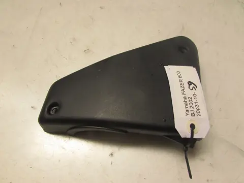 AFDEK KAPJE Yamaha FAZER 600 2001 - 2003
