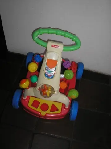 Fisher price- loopwagentje