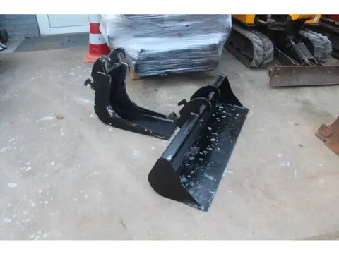 Onbekend verachter cw05 CW05 sleuvenbak slotenbak banaanbak Groot 2 tot 5 tons graafmachines