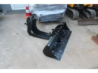 Onbekend verachter cw05 CW05 sleuvenbak slotenbak banaanbak Groot 2 tot 5 tons graafmachines