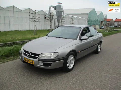 Opel Omega 2.5i V6 CD Comfort