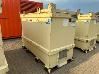 Tolsma Kiwa IBC 3000 liter Dieseltank Milieutank (bj 2006)