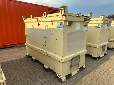 Tolsma Kiwa IBC 3000 liter Dieseltank Milieutank (bj 2008)
